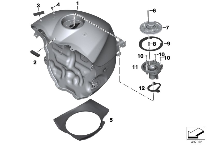 Fuel tank with filler pipe