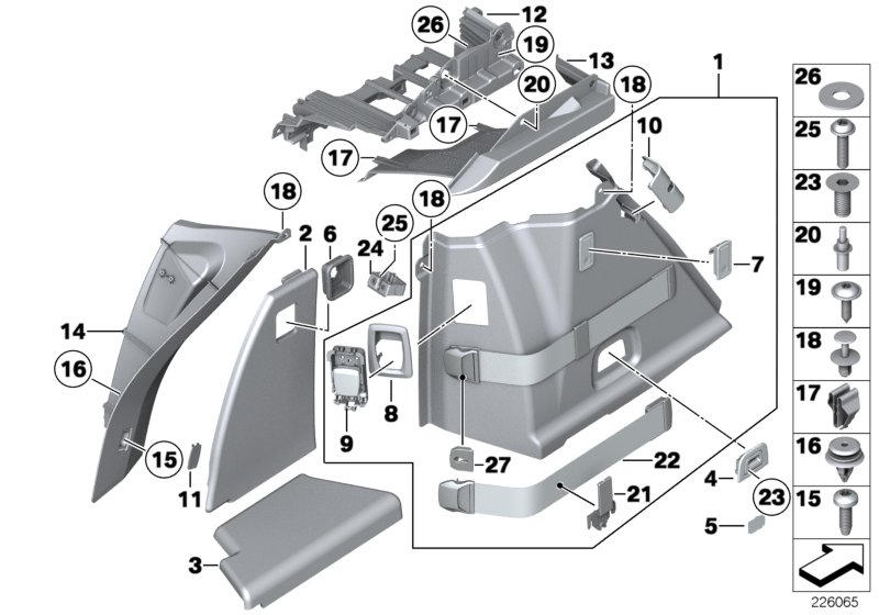 Trunk trim, left