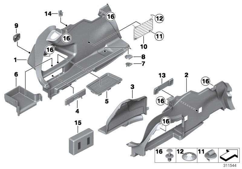 Lateral trunk floor trim panel