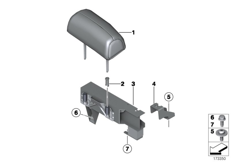 Rear seat head restraint